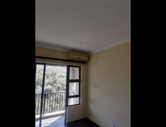 2 BEDROOM APARTMENT TO LET IN WESTVILLE